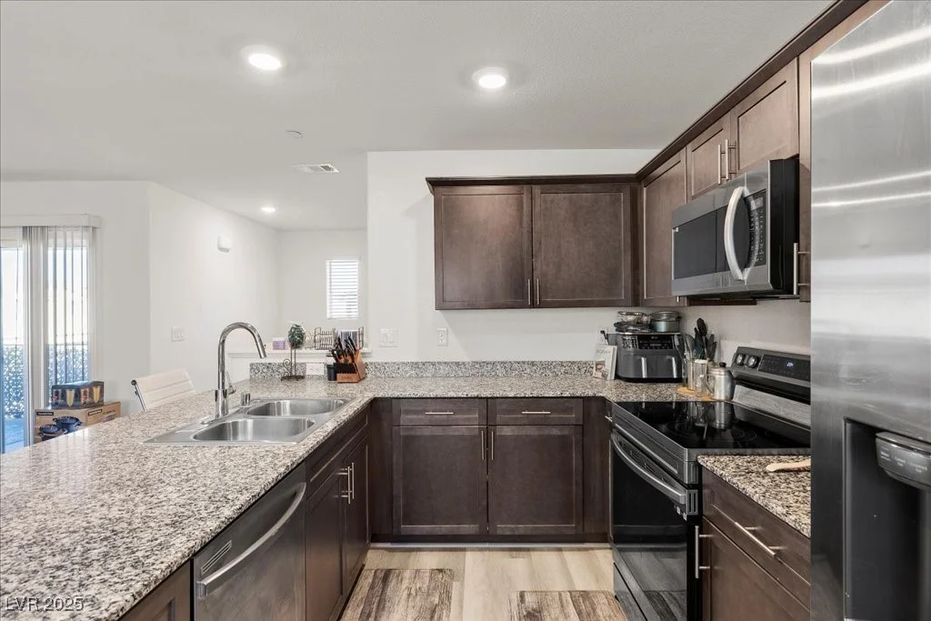 6855 Evening Orchid, North Las Vegas, NV 89086