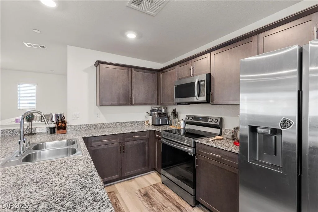 6855 Evening Orchid, North Las Vegas, NV 89086