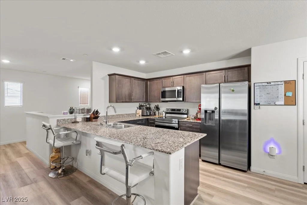 6855 Evening Orchid, North Las Vegas, NV 89086