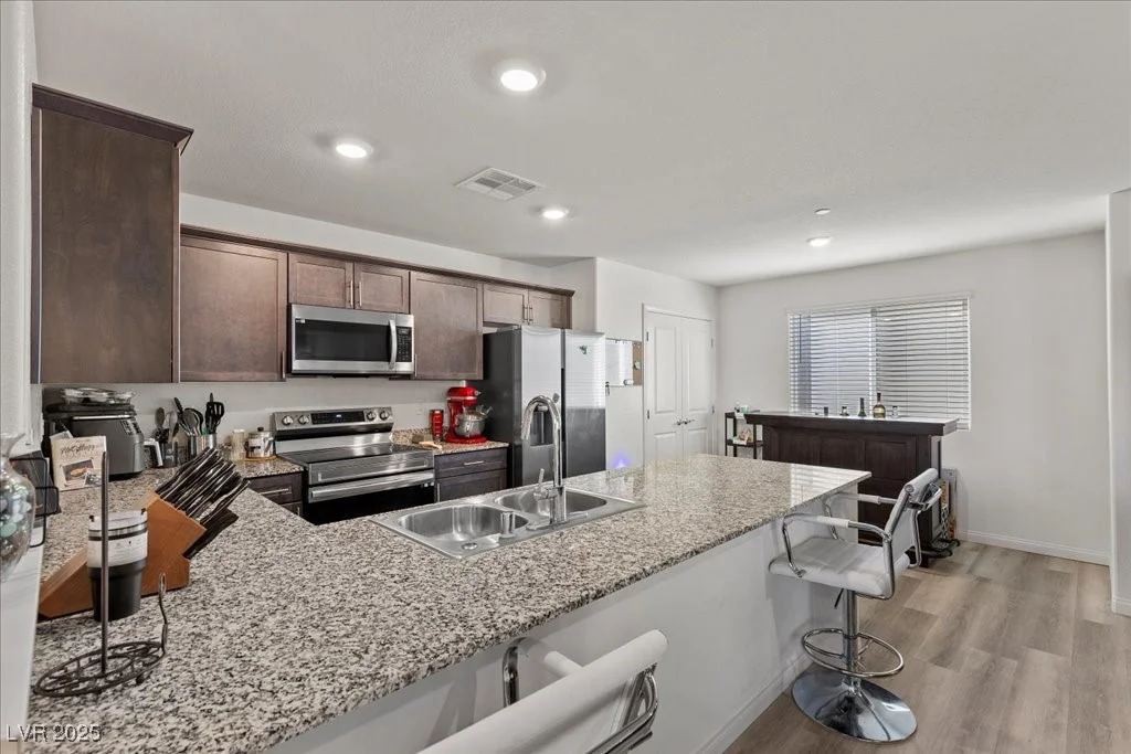 6855 Evening Orchid, North Las Vegas, NV 89086