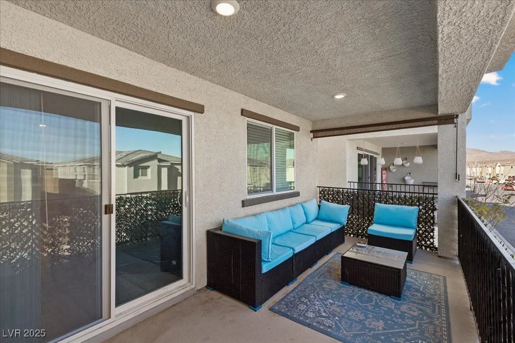 6855 Evening Orchid, North Las Vegas, NV 89086