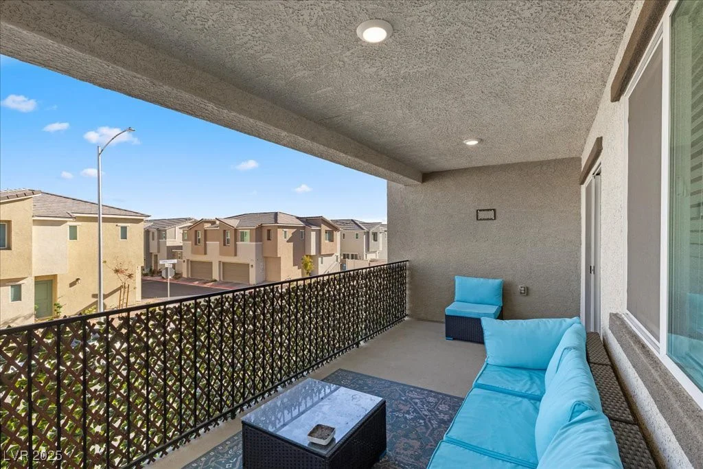 6855 Evening Orchid, North Las Vegas, NV 89086