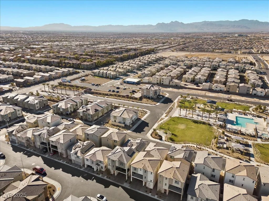 6855 Evening Orchid, North Las Vegas, NV 89086