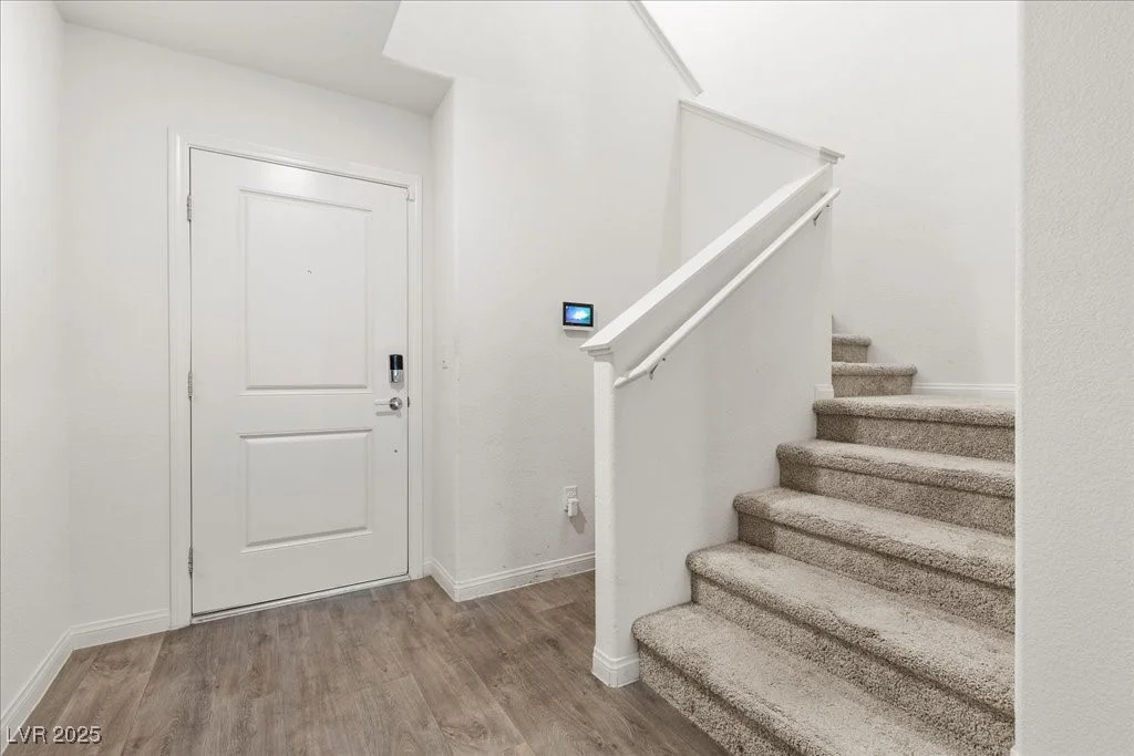 6855 Evening Orchid, North Las Vegas, NV 89086