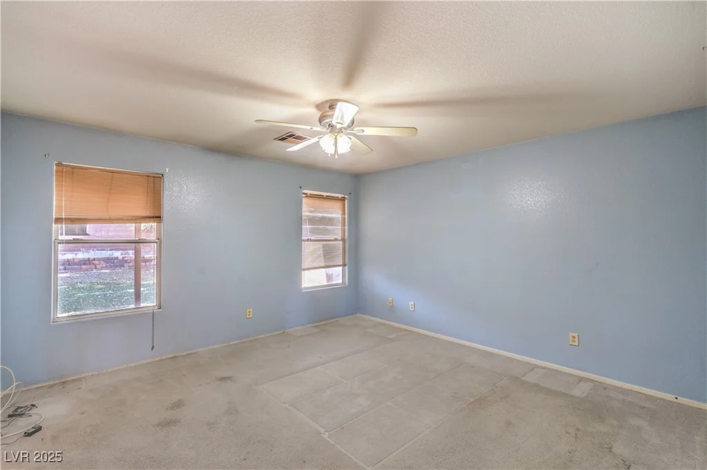 4105 Hollis, North Las Vegas, NV 89032