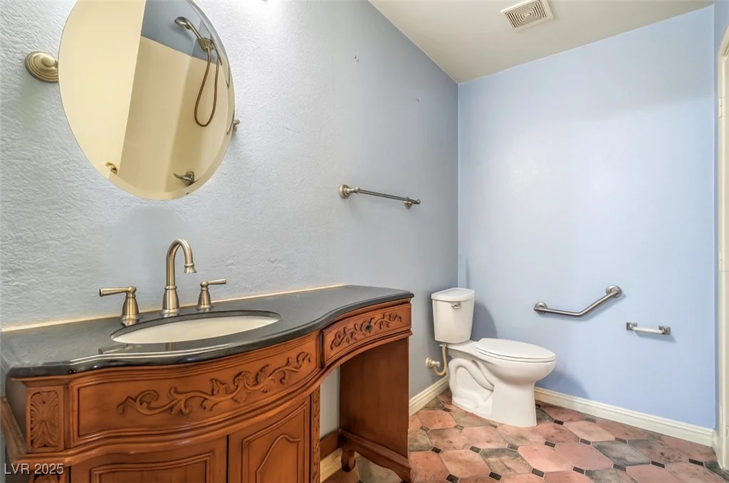 4105 Hollis, North Las Vegas, NV 89032