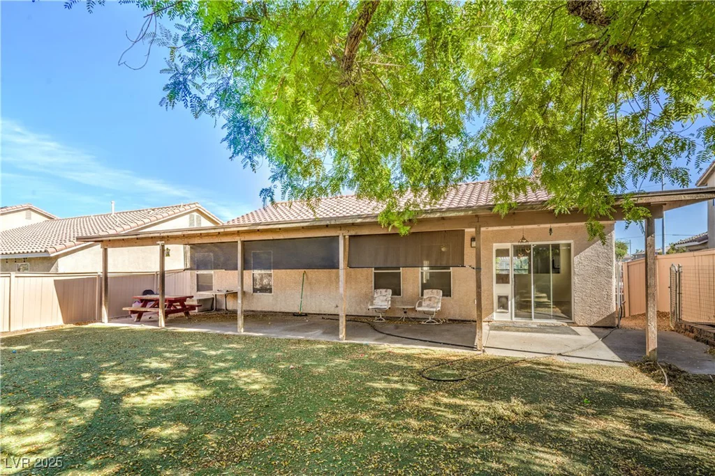 4105 Hollis, North Las Vegas, NV 89032