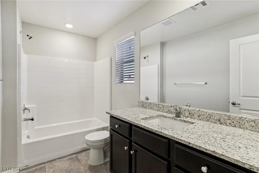 6240 Clackamas, Las Vegas, NV 89122