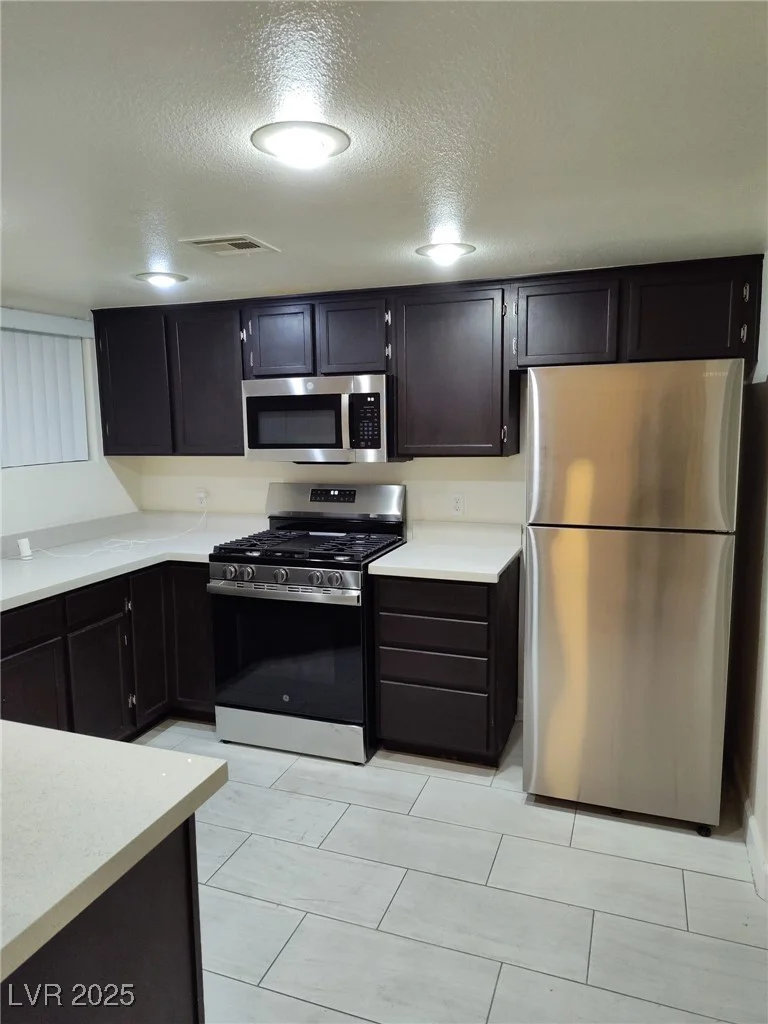 7400 Flamingo, Las Vegas, NV 89147