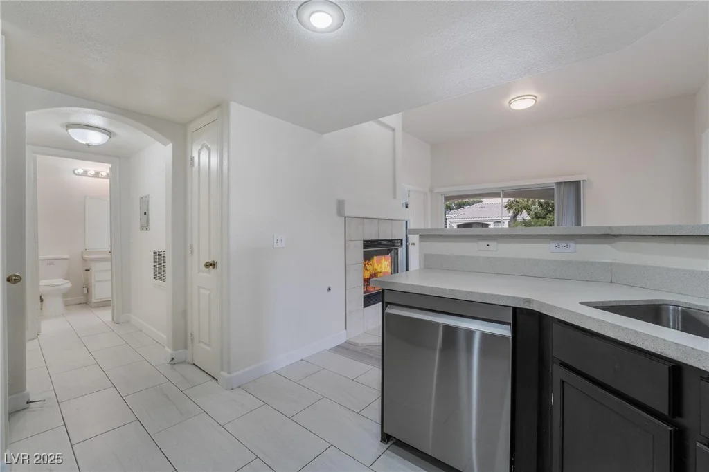 7400 Flamingo, Las Vegas, NV 89147