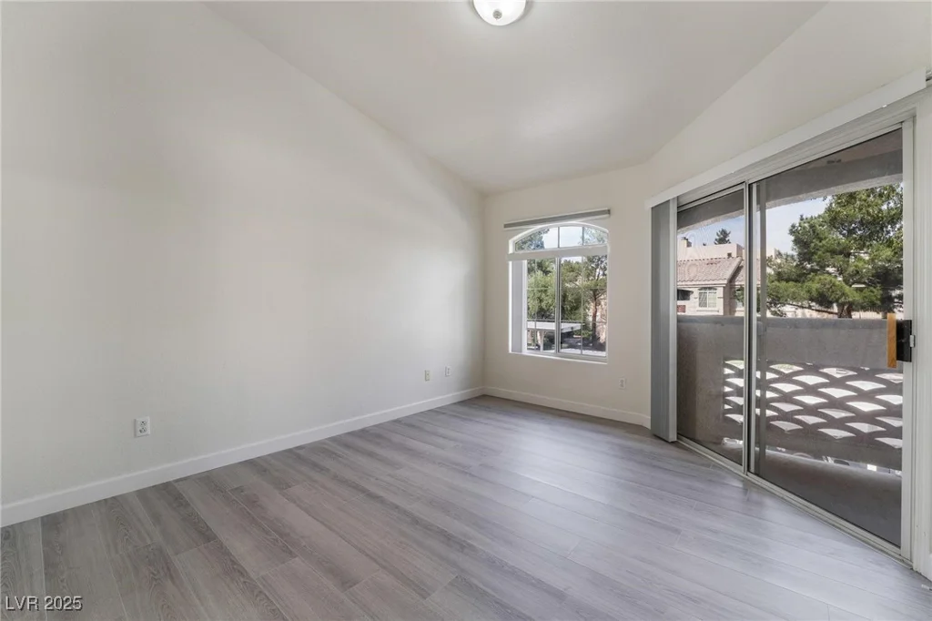 7400 Flamingo, Las Vegas, NV 89147