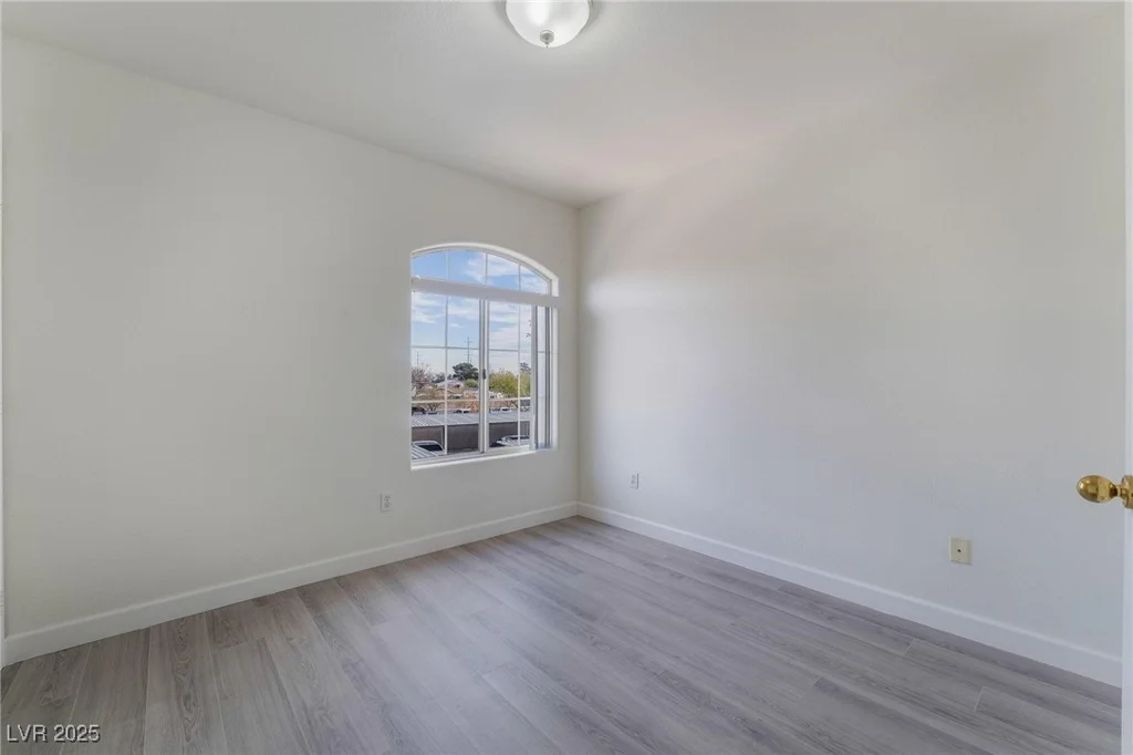 7400 Flamingo, Las Vegas, NV 89147
