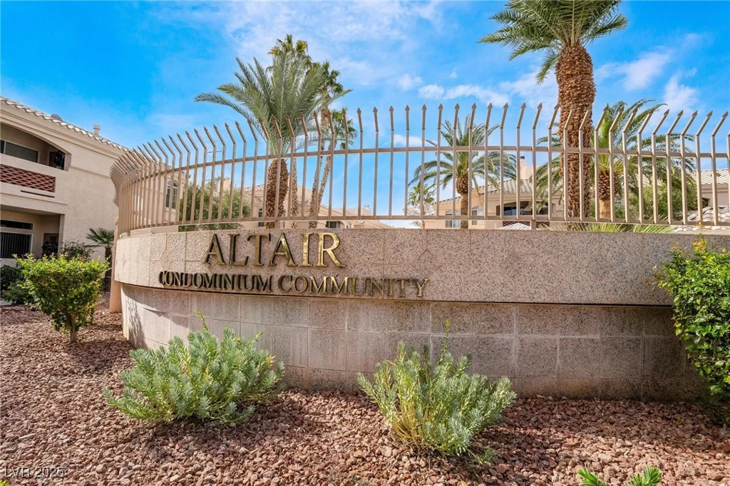 7400 Flamingo, Las Vegas, NV 89147