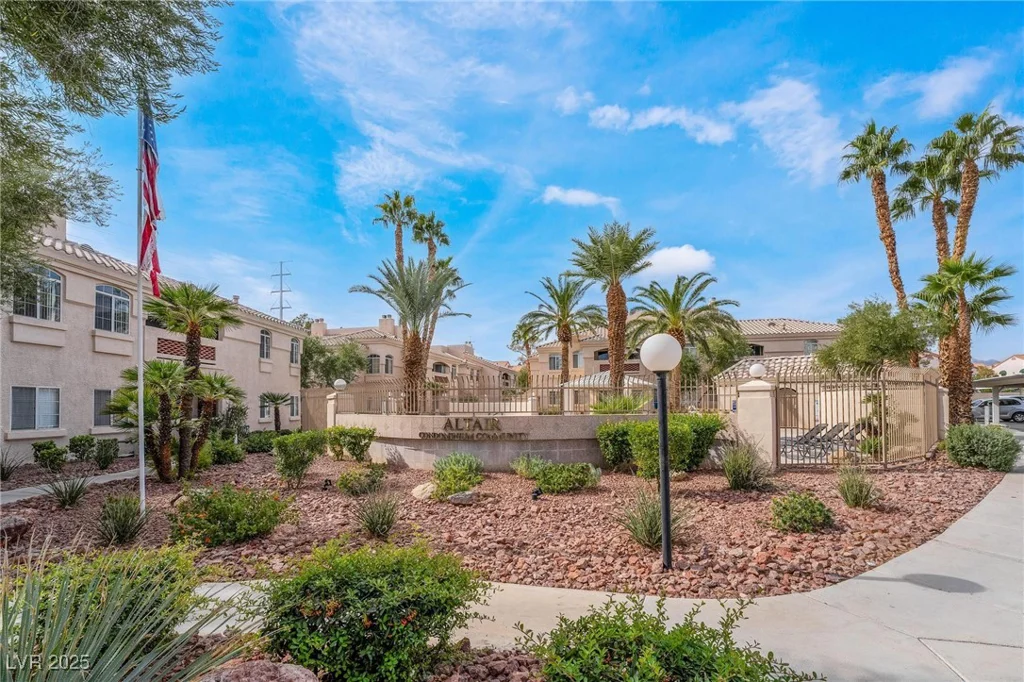 7400 Flamingo, Las Vegas, NV 89147