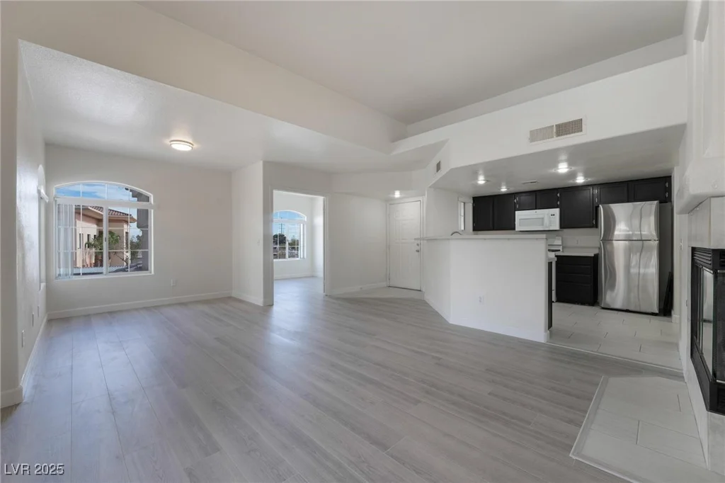 7400 Flamingo, Las Vegas, NV 89147