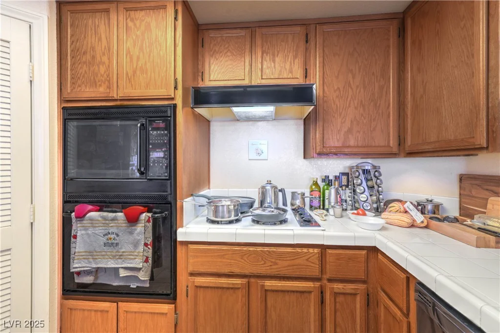 3315 Royal Bay, Las Vegas, NV 89117