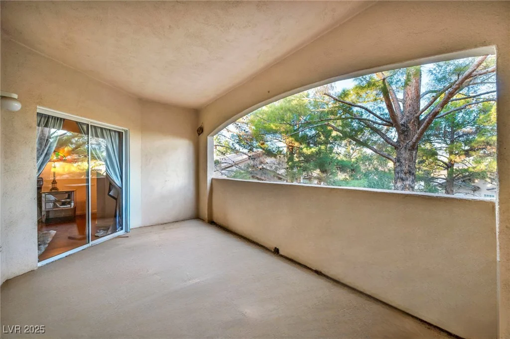 2050 Warm Springs, Henderson, NV 89014