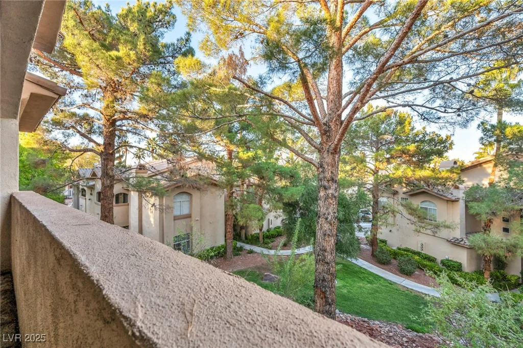 2050 Warm Springs, Henderson, NV 89014