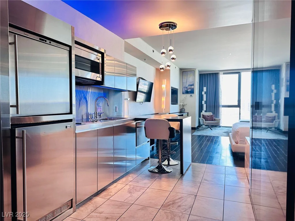 4381 Flamingo, Las Vegas, NV 89103