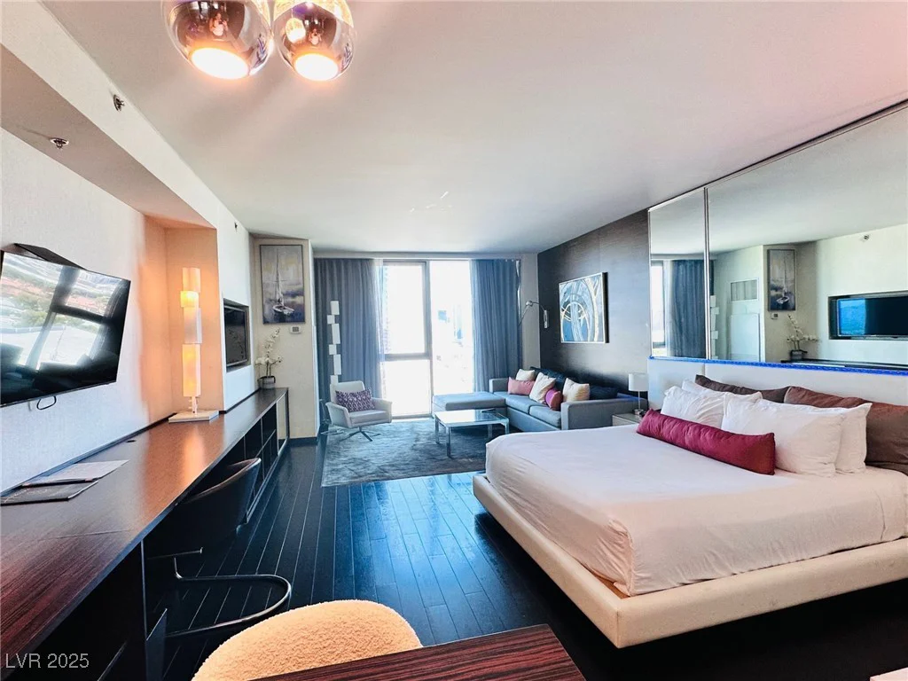 4381 Flamingo, Las Vegas, NV 89103
