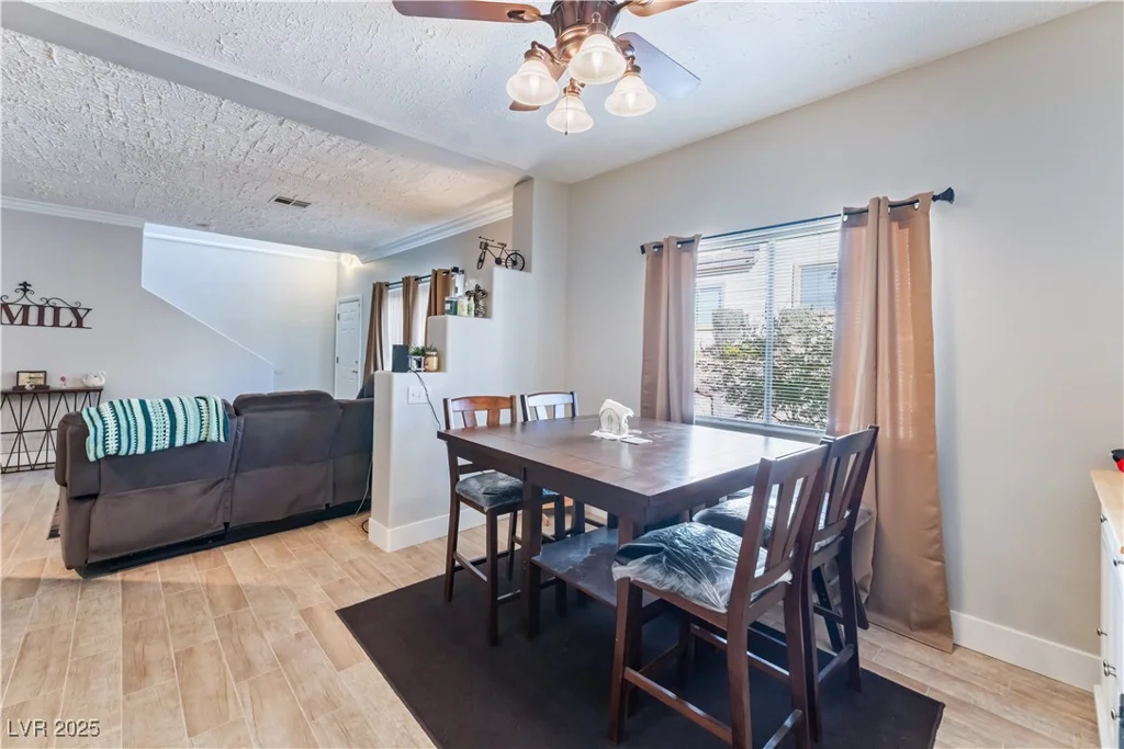 2050 Los Feliz, Las Vegas, NV 89156
