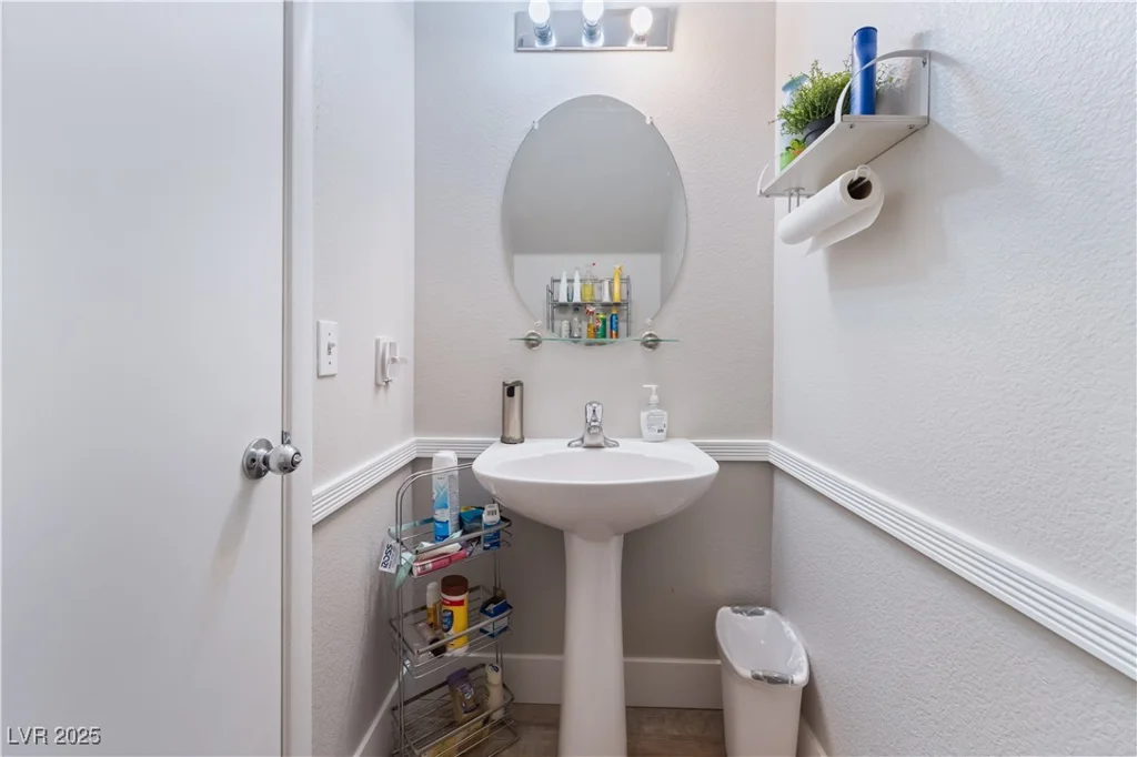2050 Los Feliz, Las Vegas, NV 89156