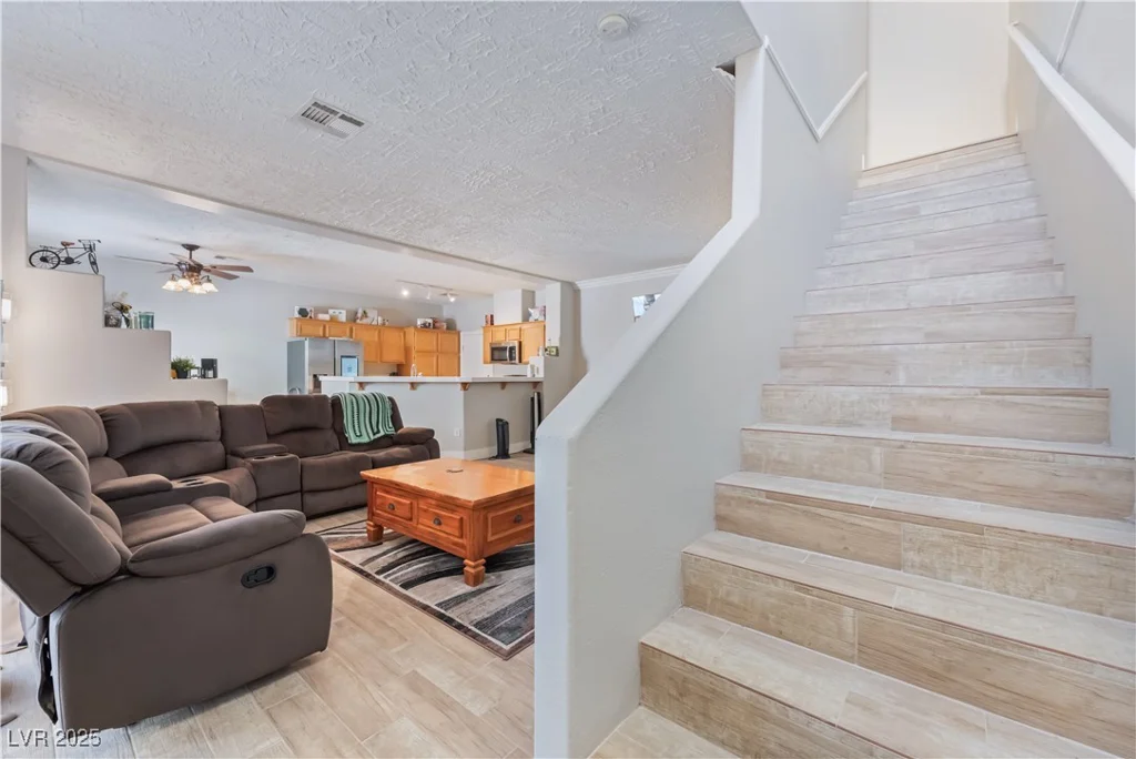 2050 Los Feliz, Las Vegas, NV 89156