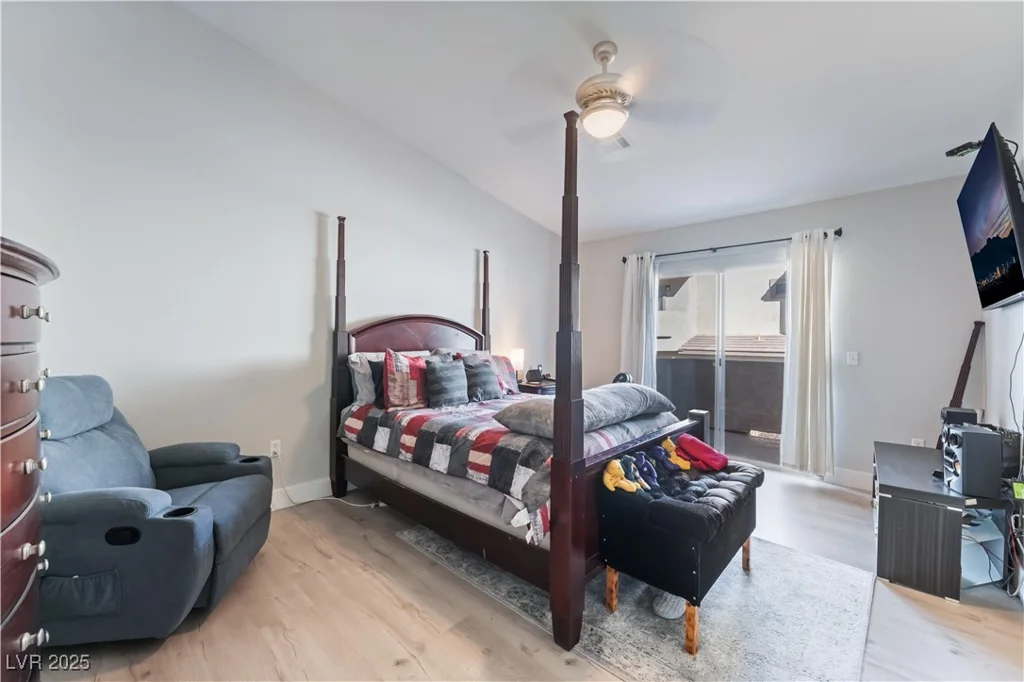 2050 Los Feliz, Las Vegas, NV 89156