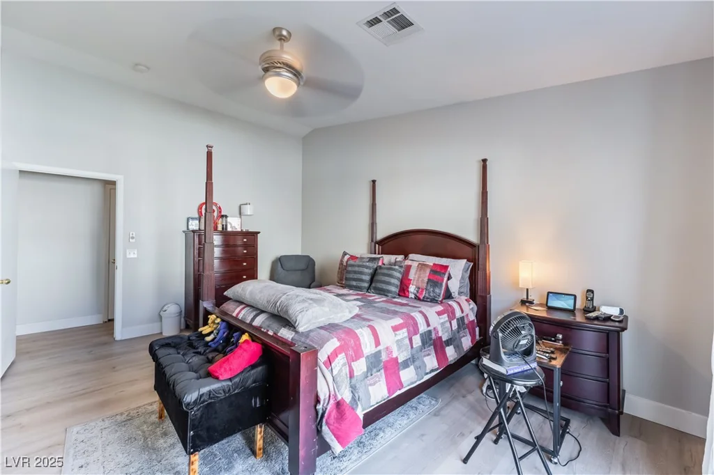 2050 Los Feliz, Las Vegas, NV 89156