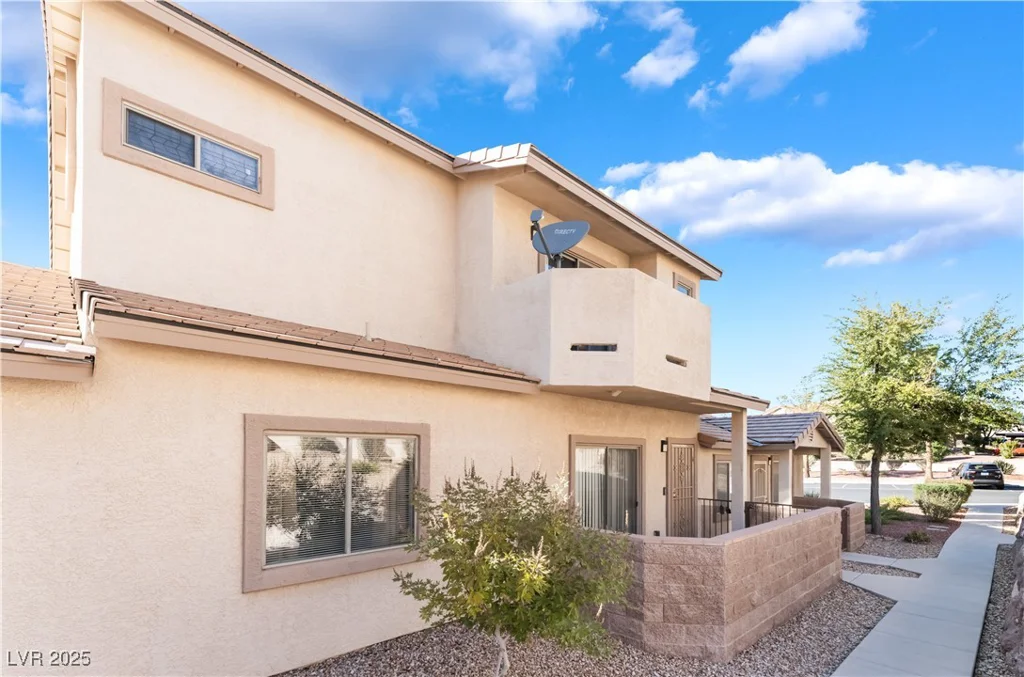 2050 Los Feliz, Las Vegas, NV 89156