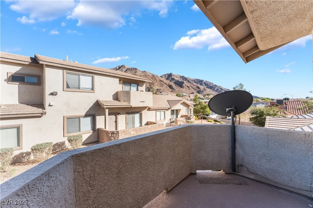 2050 Los Feliz, Las Vegas, NV 89156