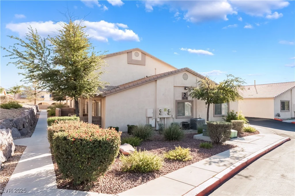 2050 Los Feliz, Las Vegas, NV 89156