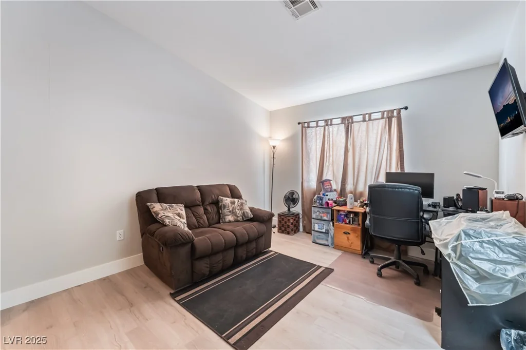 2050 Los Feliz, Las Vegas, NV 89156