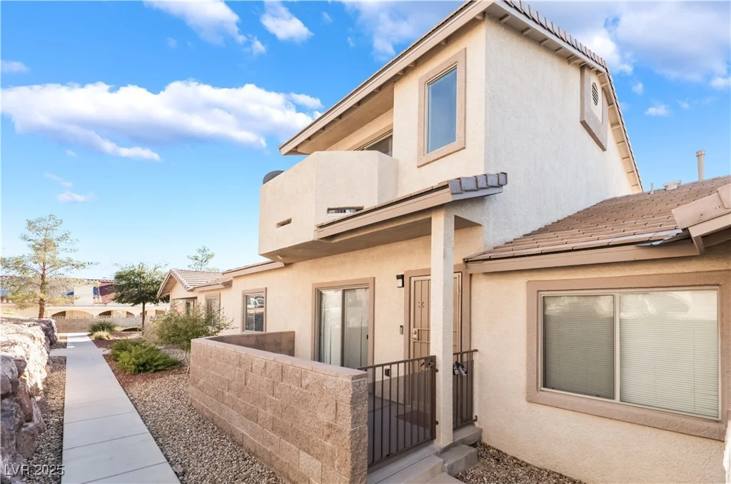 2050 Los Feliz, Las Vegas, NV 89156