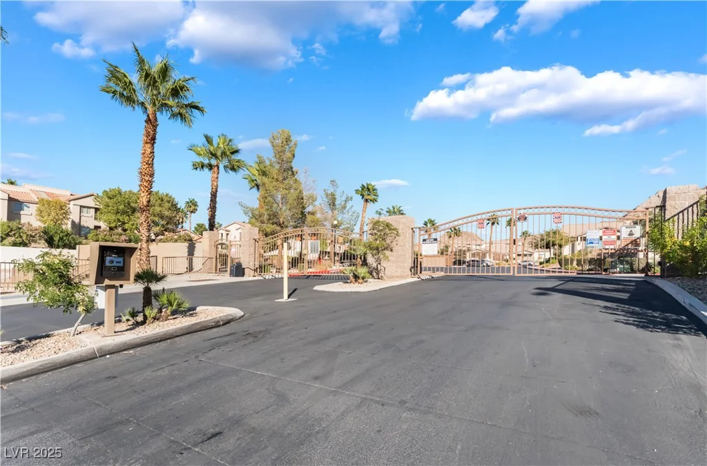 2050 Los Feliz, Las Vegas, NV 89156