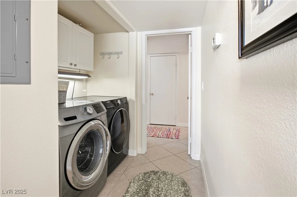 5206 Mandalay Springs, Las Vegas, NV 89120