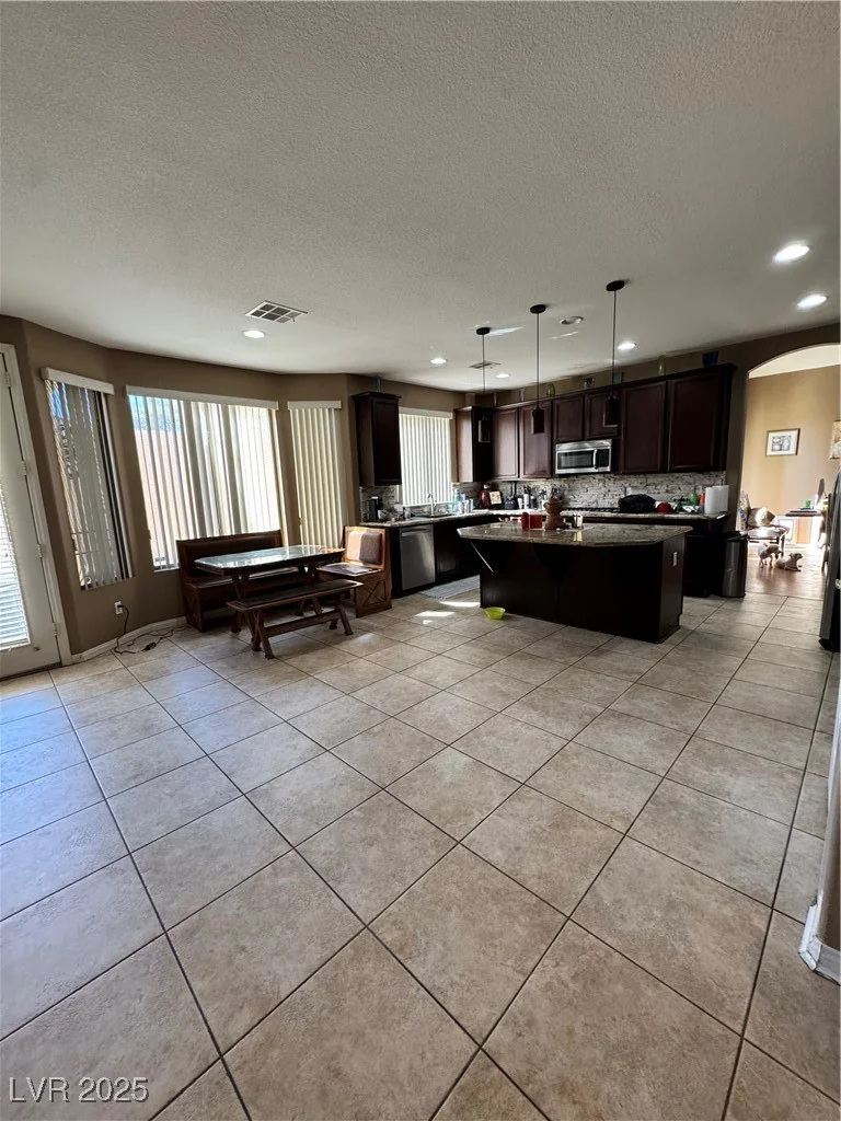 813 White Falcon, Las Vegas, NV 89144