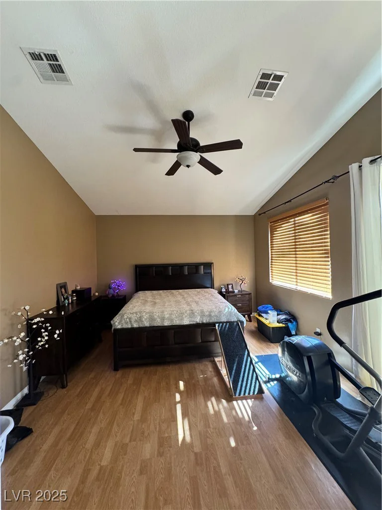 813 White Falcon, Las Vegas, NV 89144