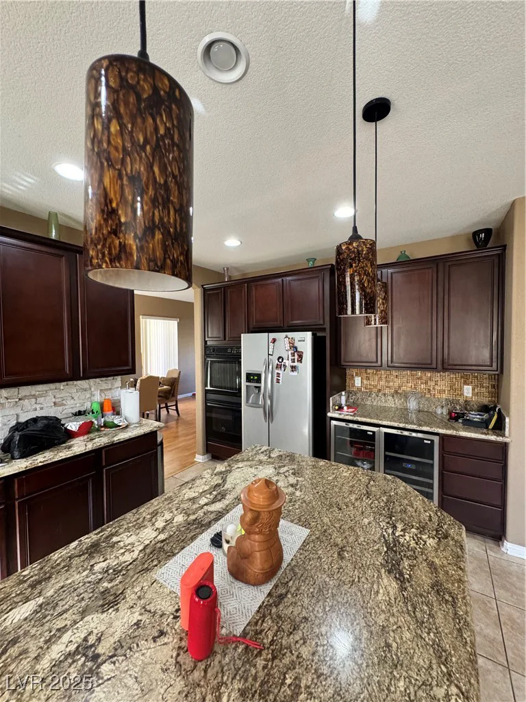 813 White Falcon, Las Vegas, NV 89144