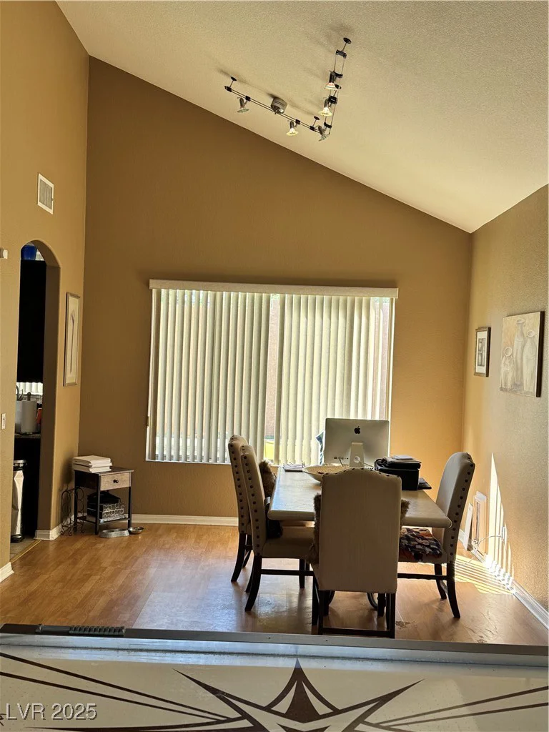 813 White Falcon, Las Vegas, NV 89144