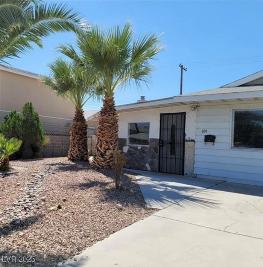 309 Rossmoyne, North Las Vegas, NV 89030