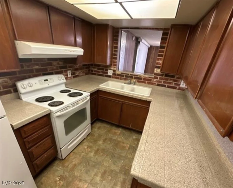 309 Rossmoyne, North Las Vegas, NV 89030