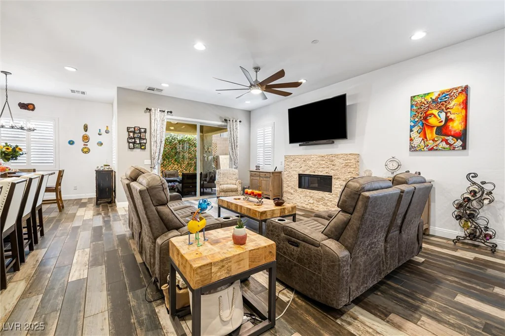 417 Honeybrush, Henderson, NV 89011