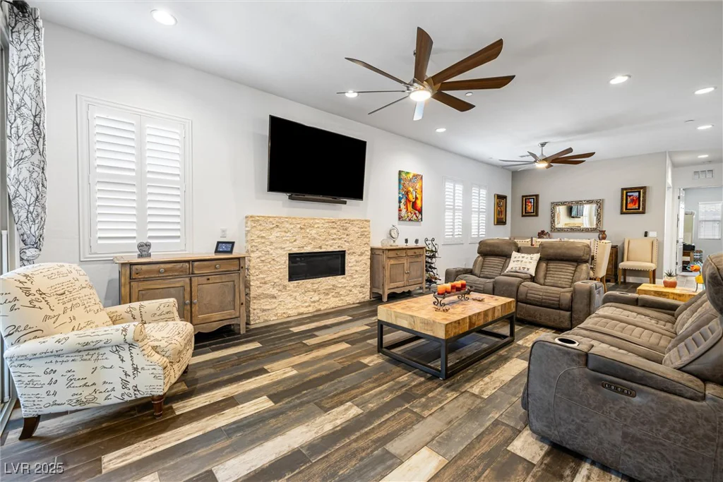417 Honeybrush, Henderson, NV 89011