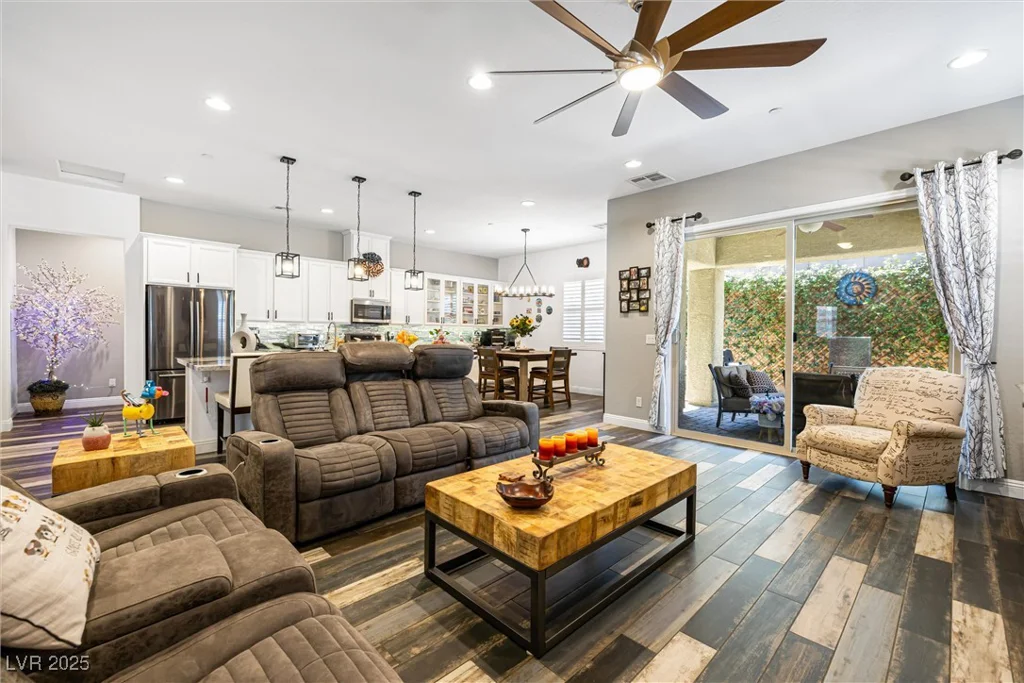 417 Honeybrush, Henderson, NV 89011