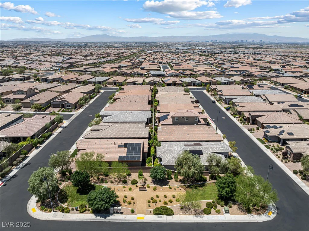 417 Honeybrush, Henderson, NV 89011