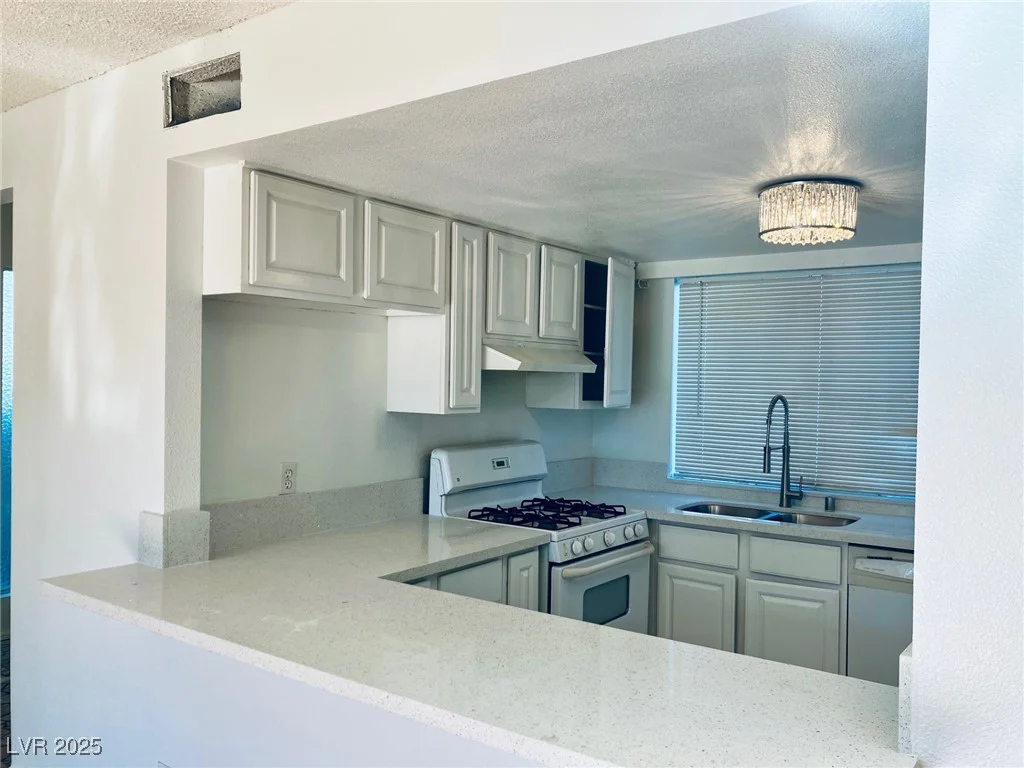 4281 White Sands, Las Vegas, NV 89121