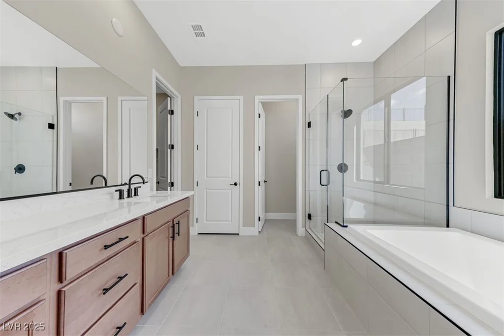669 Stowell, Las Vegas, NV 89138