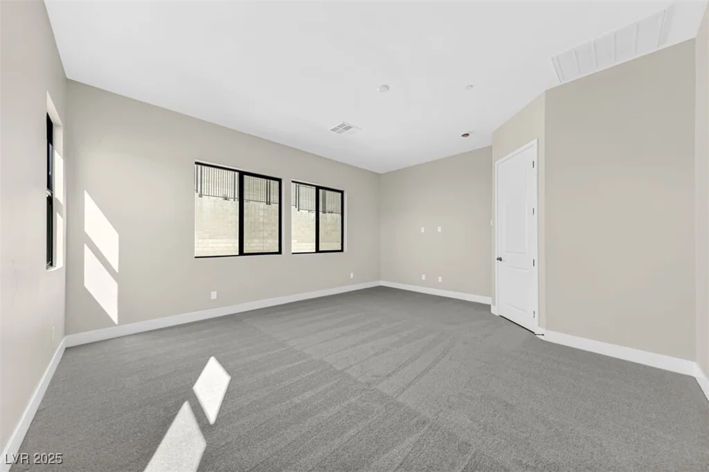 669 Stowell, Las Vegas, NV 89138