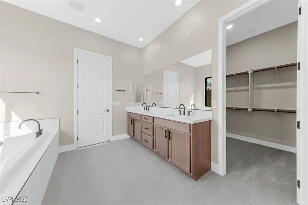 669 Stowell, Las Vegas, NV 89138